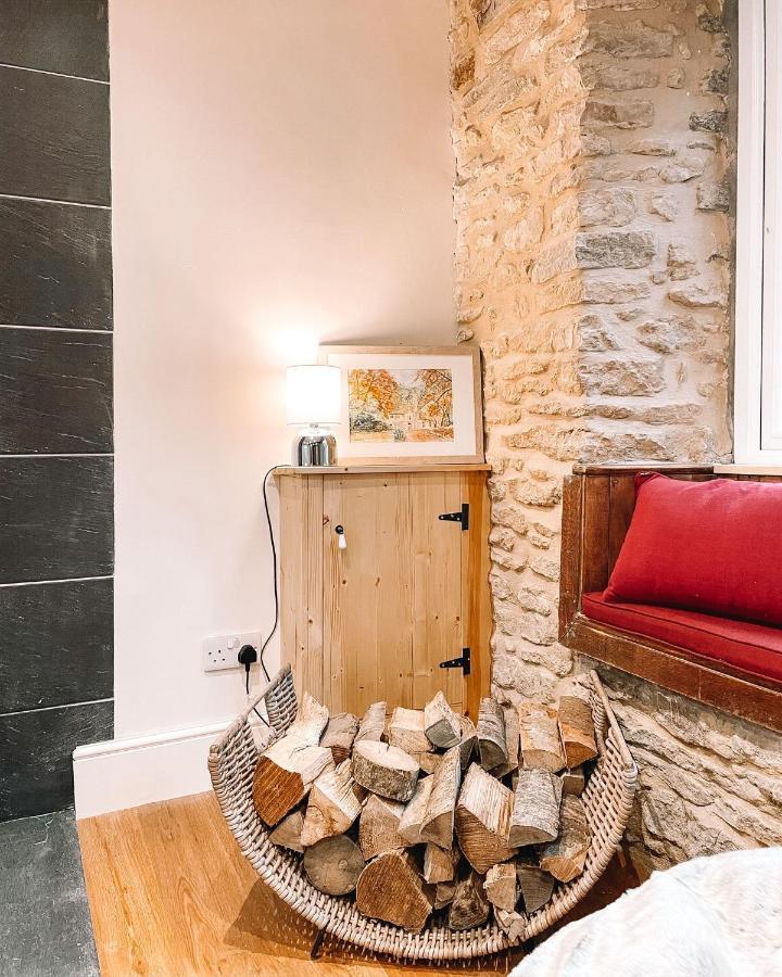 Wotton-under-Edge Cotswold Coombe Cottage מראה חיצוני תמונה